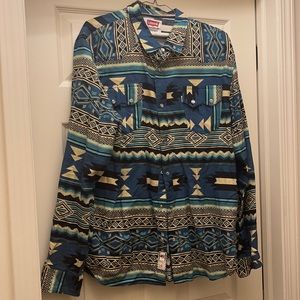 Long sleeved Levi’s Tribal print collared shirt